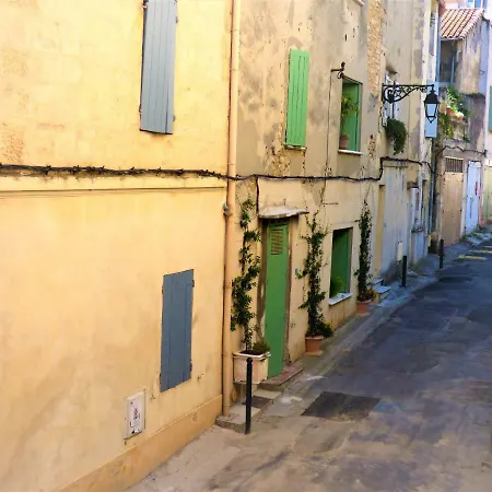 度假居 La Maison Entre Les Arenes Et La Gare 阿爾勒